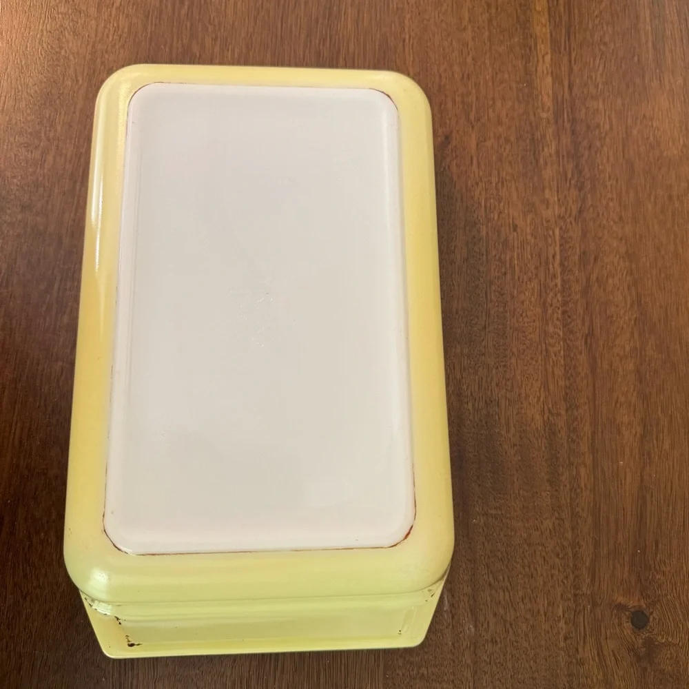 Vintage Pyrex Yellow 575-B Needlepoint Embroidery Rectangle Casserole Dish